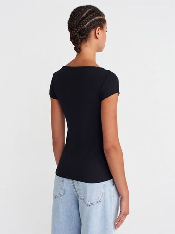 Dilvin Shirt in Black