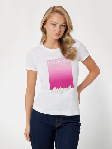 GUESS - Camiseta en blanco: frente