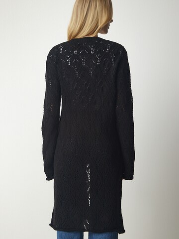 Happiness İstanbul Stickad kappa i svart