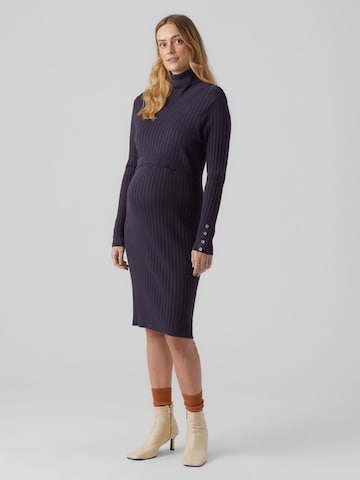 MAMALICIOUS Knitted dress 'Sadie' in Blue