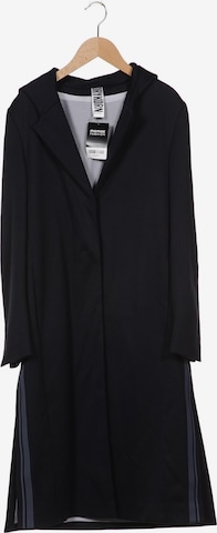 DRYKORN Mantel S in Blau: Vorderseite