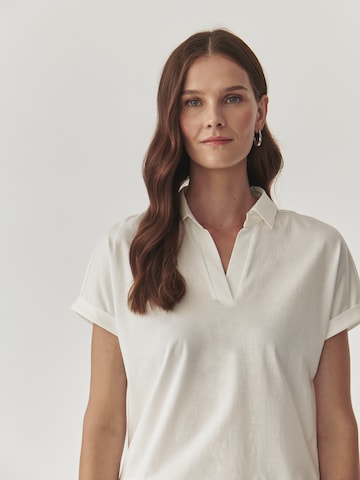 Chemisier 'AMBRA' TATUUM en blanc
