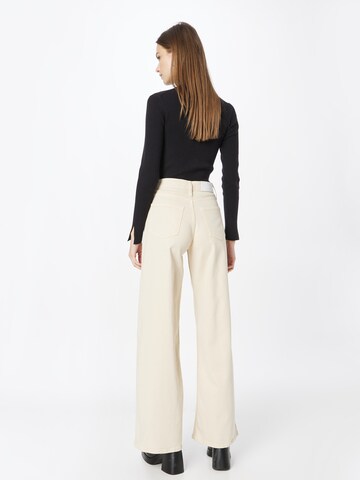 Wide leg Jeans de la Calvin Klein pe bej