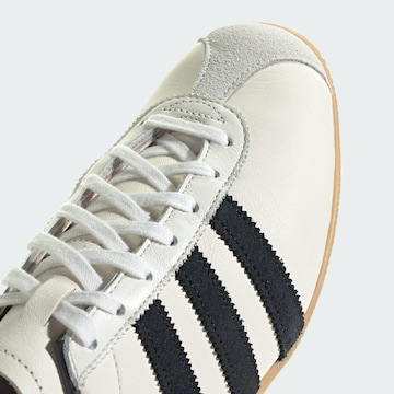 Baskets basses 'Rekord' ADIDAS ORIGINALS en blanc
