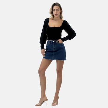 T-shirt Elara en noir : devant