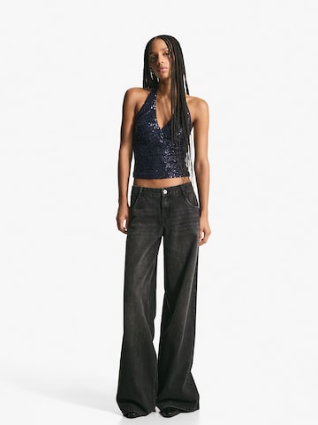 Top di Bershka in blu