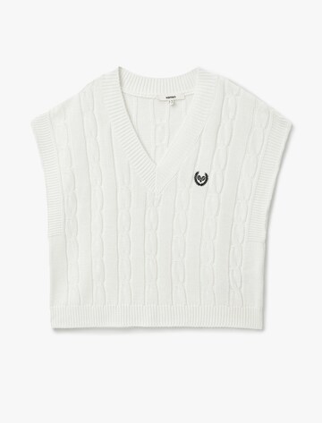 Koton Sweatshirt in White: front