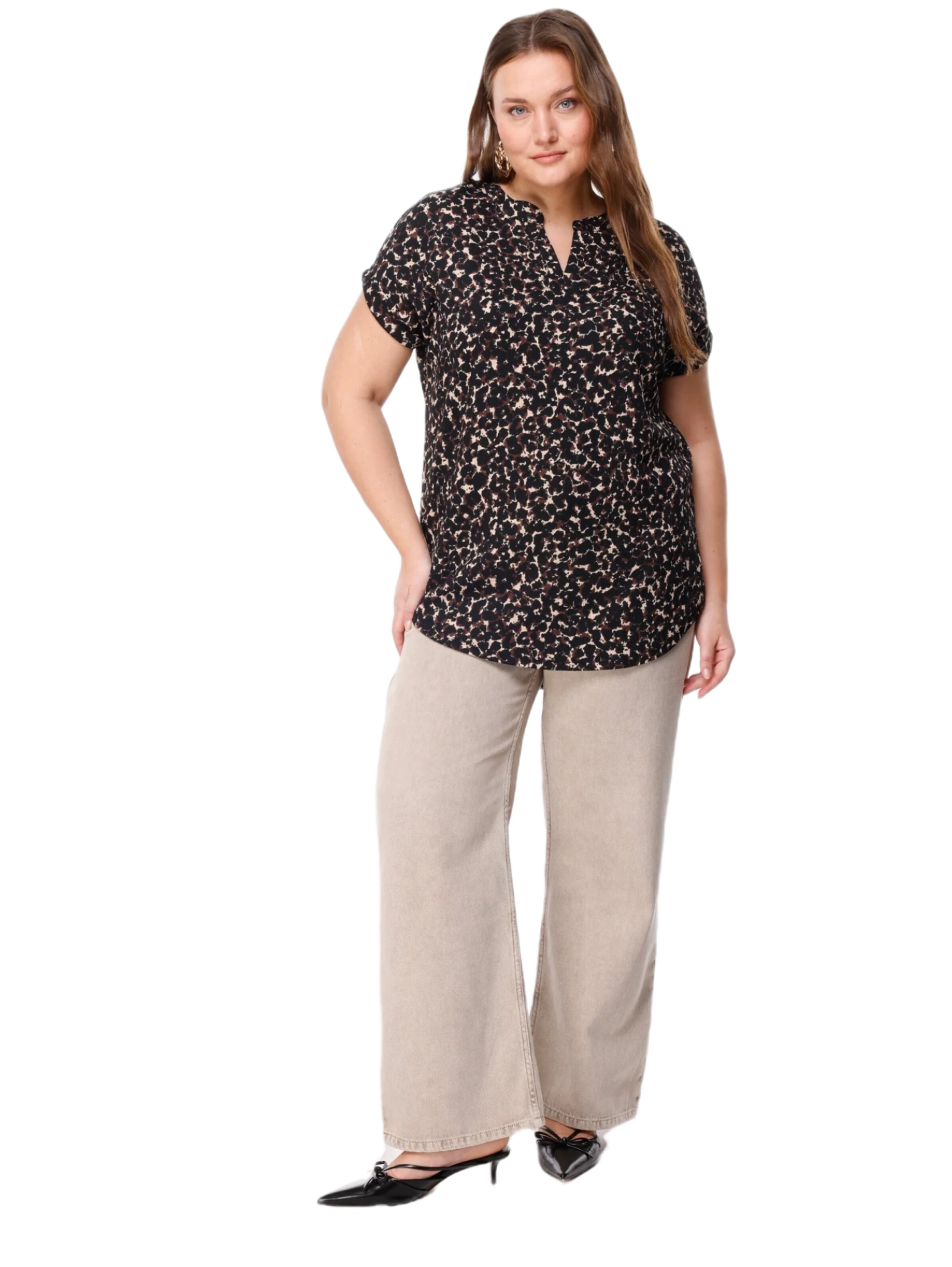 Shape Of You Blouse in Zwart