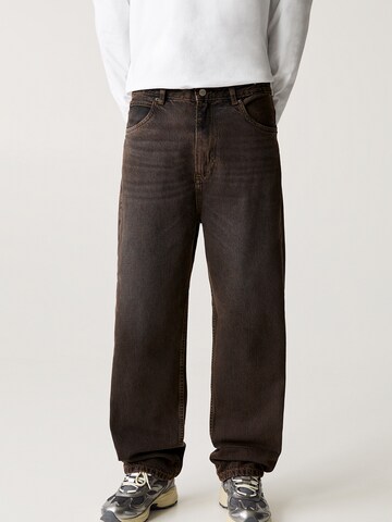 Loosefit Jean Pull&Bear en marron : devant