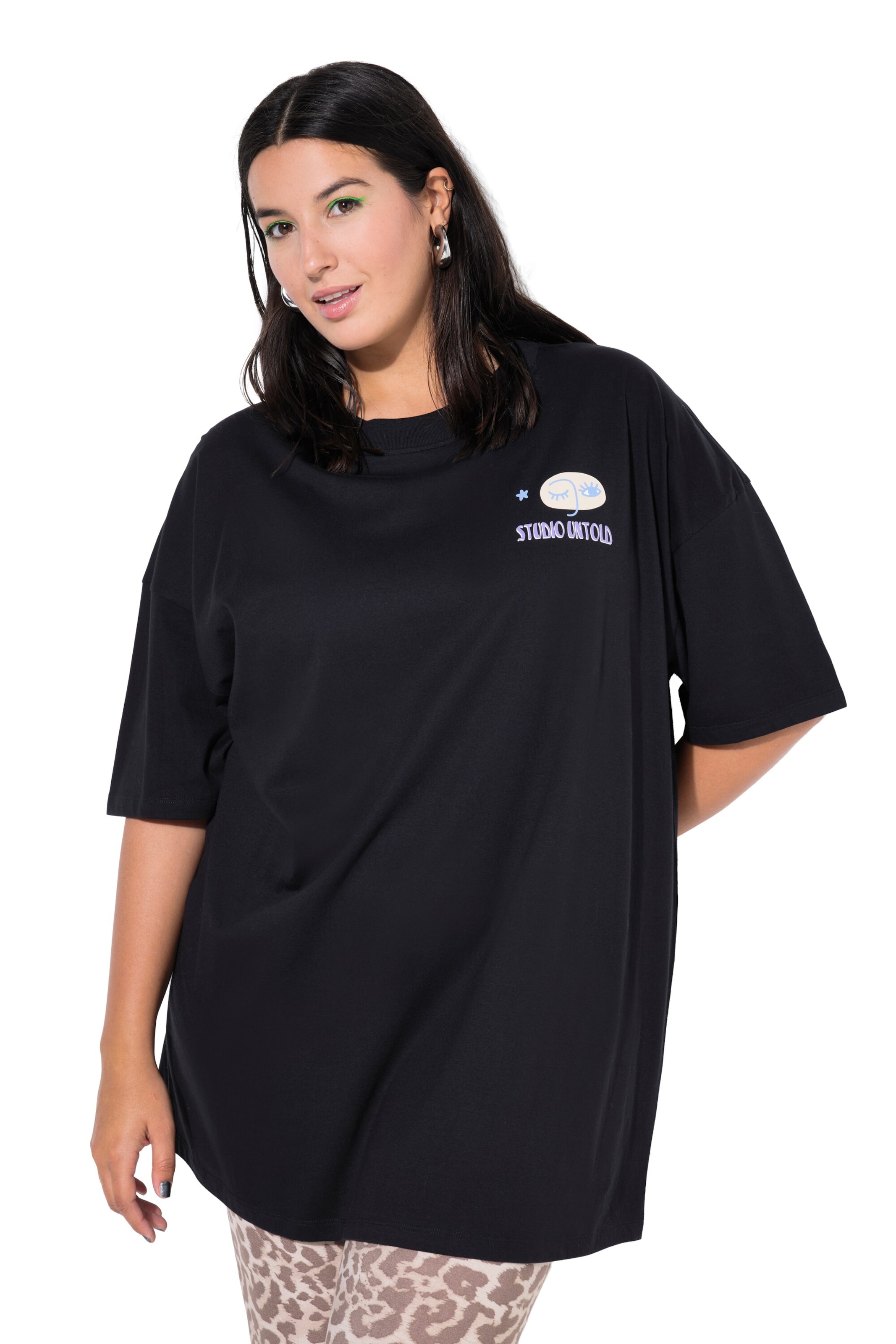 Studio Untold Shirt in Black: front