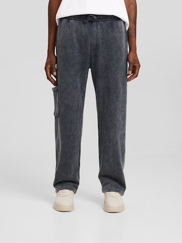 Regular Pantalon cargo Bershka en gris : devant