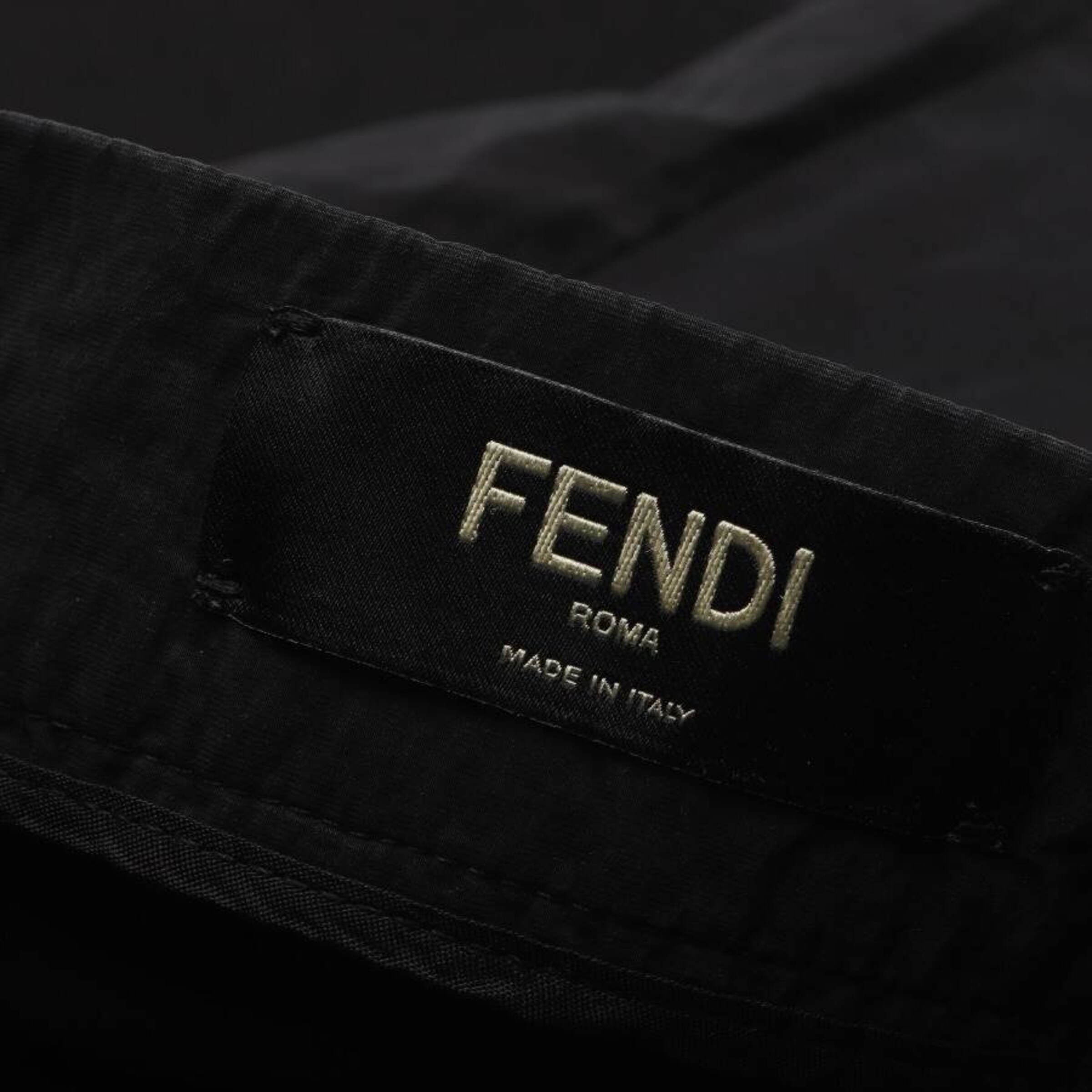 Fendi Hose 31-32 in Schwarz