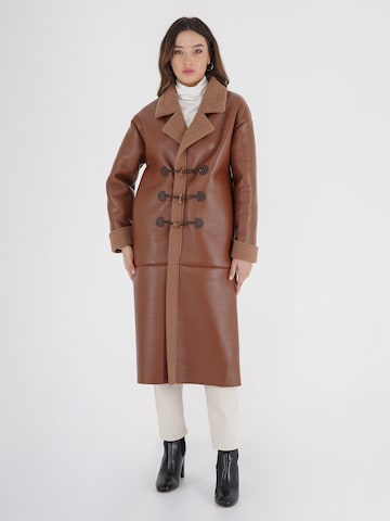 FRESHLIONS Winter Coat 'Bosten' in Brown: front