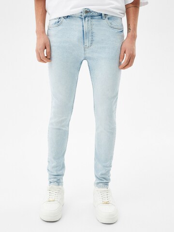 Regular Jeans de la Bershka pe albastru: față