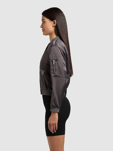 Veste mi-saison 'Tami' khujo en gris