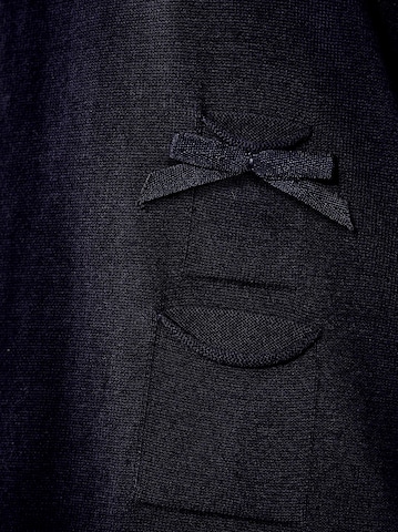 Linea Tesini by heine Neulepaita värissä musta