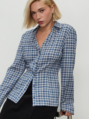 Bluză de la Next pe albastru: față