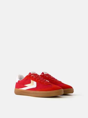 Bershka Sneaker low i rød