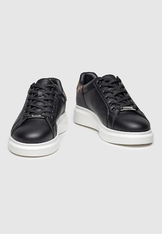 Baskets basses Gianni Kavanagh en noir