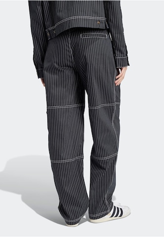 Loosefit Pantalon ADIDAS ORIGINALS en gris