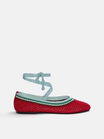 Ballerina di Pull&Bear in rosso
