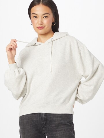 Abercrombie & Fitch Sweatshirt i grå: forside