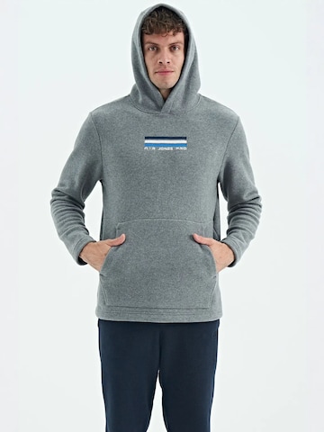 Tommy Life Sweatshirt in Grey