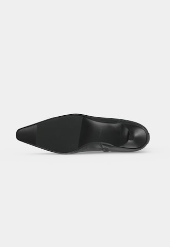 Calvin Klein Боти до глезена в черно