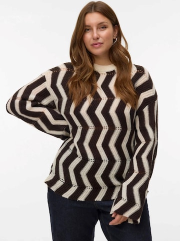 Pull-over '10335230' Vero Moda Curve en marron
