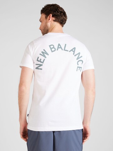 new balance - Camisa 'Sport Essentials' em branco: frente