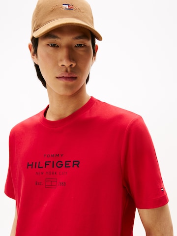 Tricou de la TOMMY HILFIGER pe roșu