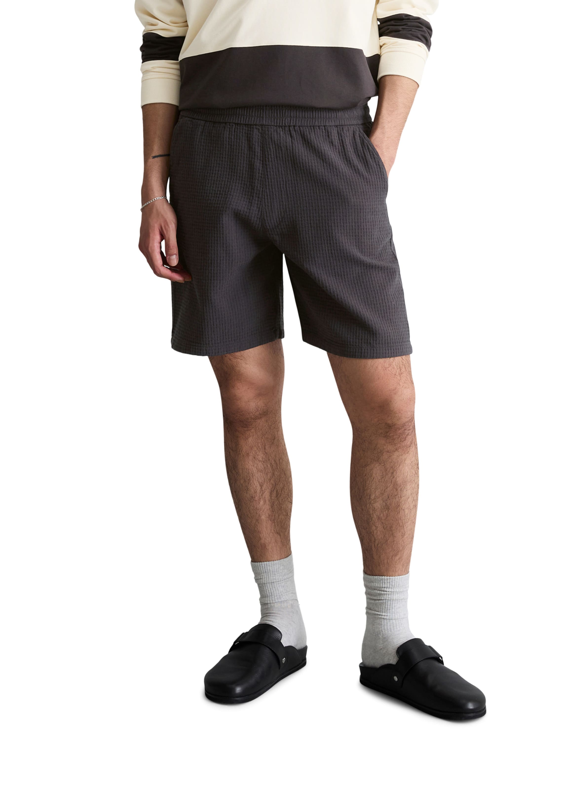 Marc O'Polo DENIM Regular Pants in Grey: front