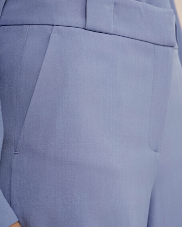 WE Fashion Свободный крой Плиссированные брюки в Синий