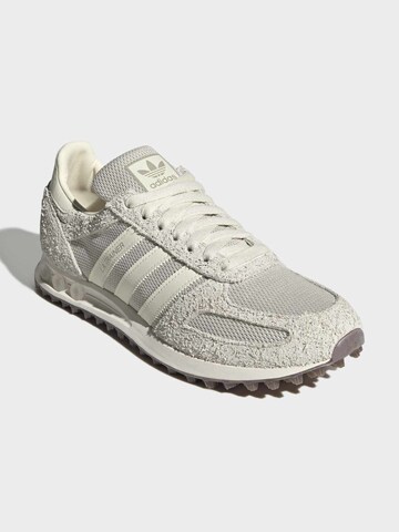 ADIDAS ORIGINALS Sneakers 'LA Trainer OG' in Grey: front