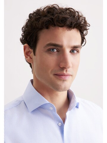 Coupe regular Chemise business SEIDENSTICKER en bleu
