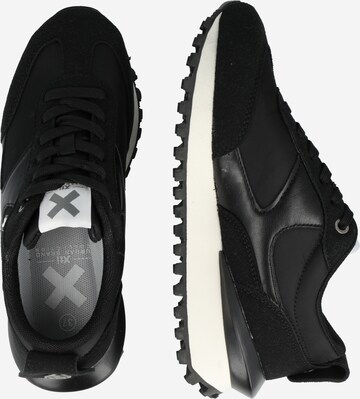 Xti - Zapatillas deportivas bajas en negro