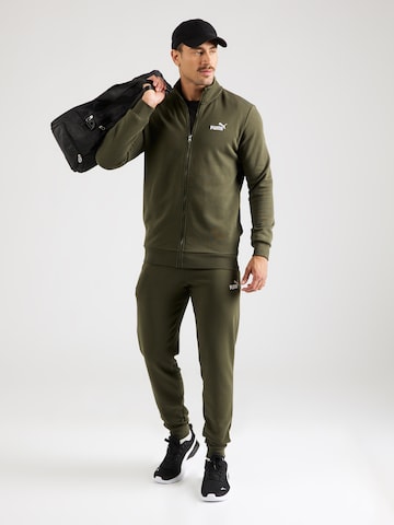 PUMA Спортен костюм 'ESS' в зелено: отпред
