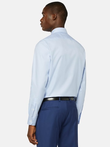 Coupe regular Chemise Boggi Milano en bleu