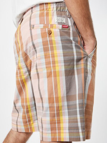 LEVI'S ® Štandardný strih Chino nohavice 'XX Chino EZ Short' - zmiešané farby