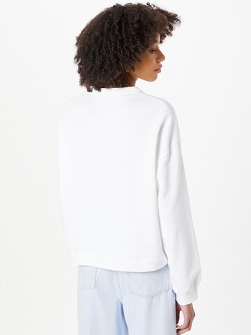Pepe JeansSweater majica 'Peg' - bijela boja