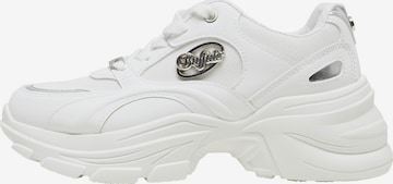 BUFFALO Rövid szárú sportcipők 'ZAYA' - fehér: elől