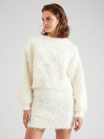 GLAMOROUS Sweater in White: front