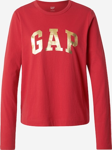 Tricou de la GAP pe roșu: față