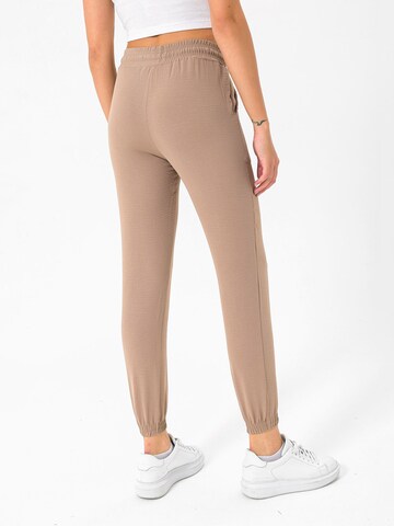 Dandalo Tapered Trousers in Mixed colours