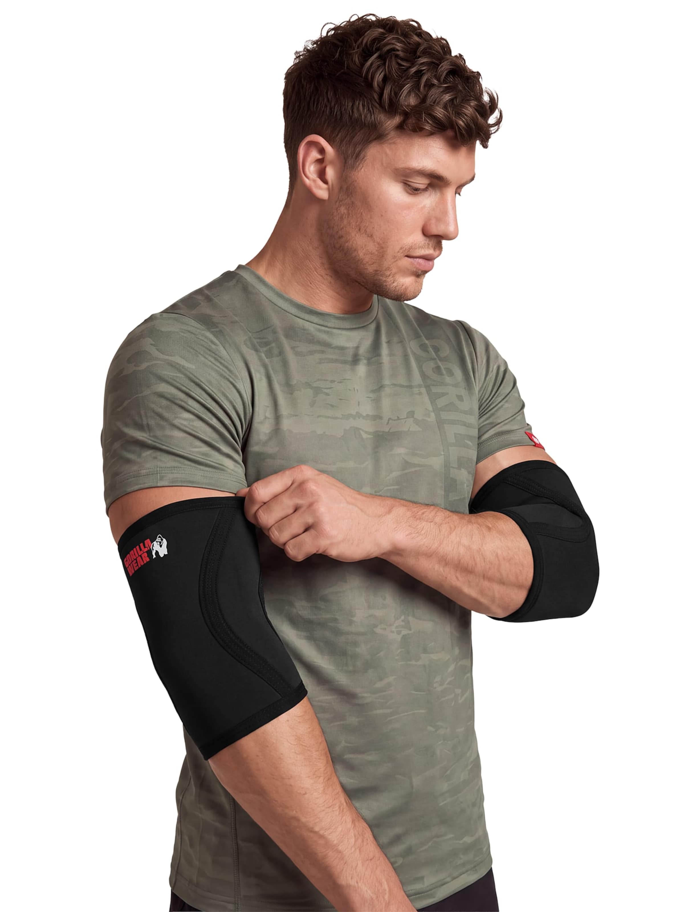 Gorilla Wear Accessories in Black: front
