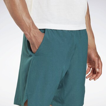 Regular Pantalon de sport 'Epic' Reebok en vert