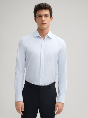 Coupe slim Chemise 'Travel Pit' JOOP! en blanc : devant