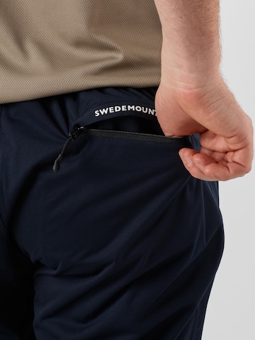 SWEDEMOUNT - regular Pantalón de montaña 'On Course' en azul