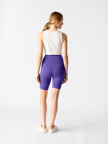 Skinny Pantalon 'Luna Shorts' Les Lunes en violet