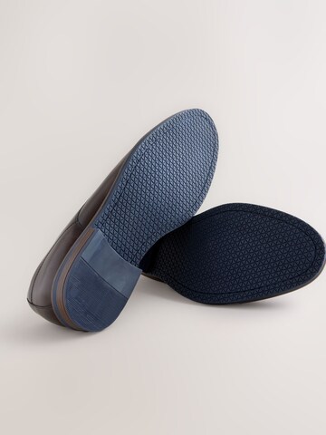 Next Δετό παπούτσι σε καφέ